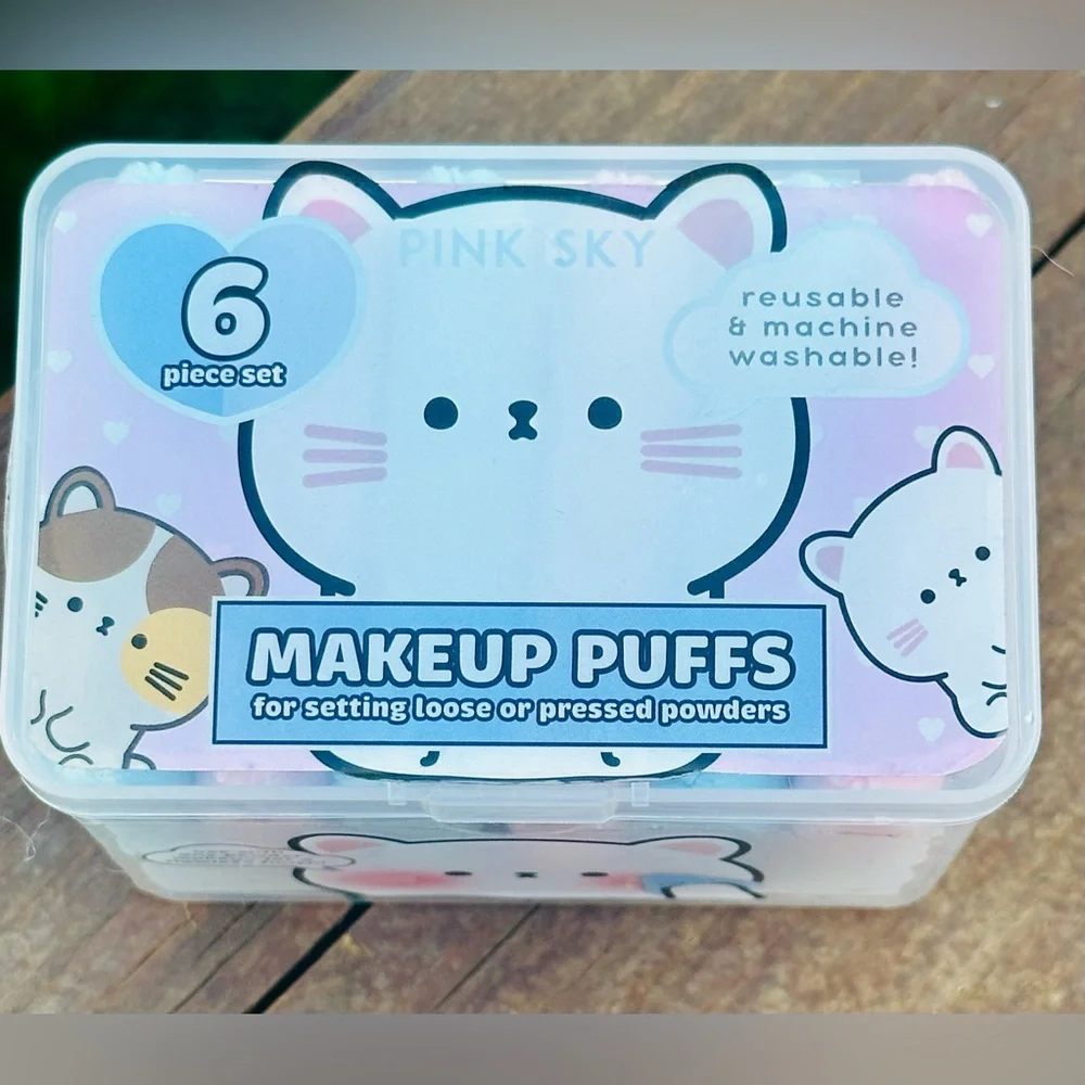 Pink Sky NIB 6 Piece Makeup Puffs - Sealed